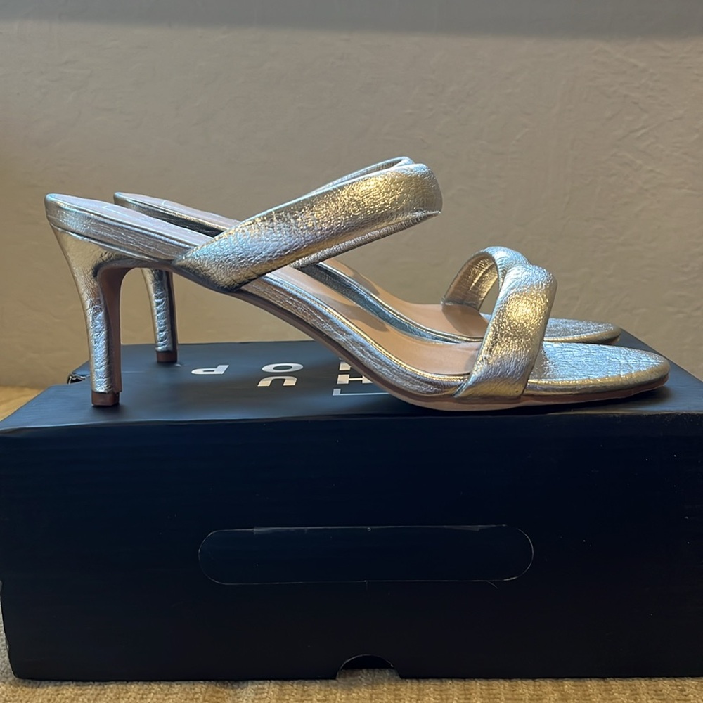 Vici Collection “Esterlina” / ShuShop “Geraldine” - Silver metallic sandals